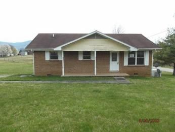 165 Norwood Rd, Pikeville, TN 37367