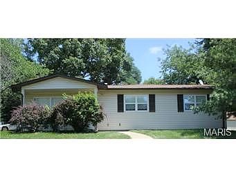 Saxonhall, Bridgeton, MO 63044