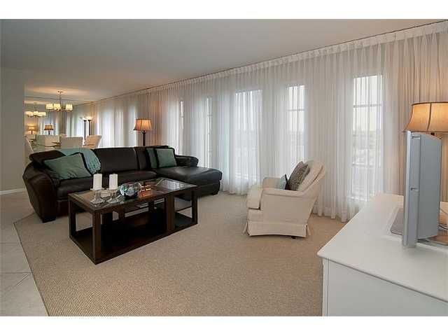 8995 COLLINS AV # 505, Miami Beach, FL 33154