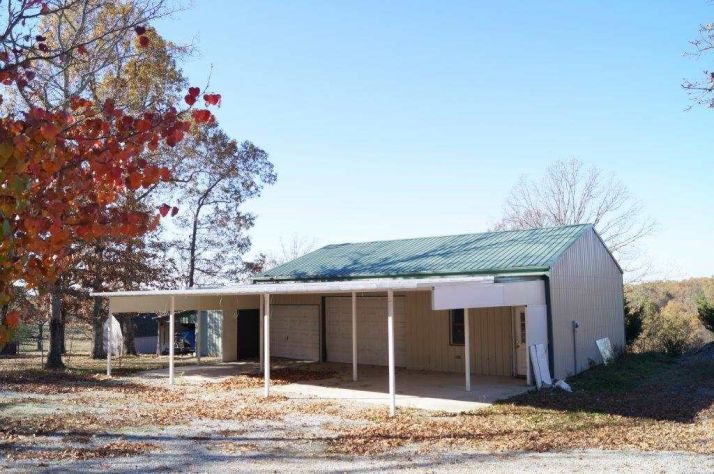 177 Loriann Dr, Gassville, AR 72635