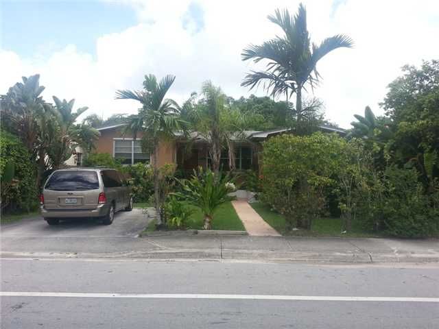 949 NE 82 ST, Miami, FL 33138