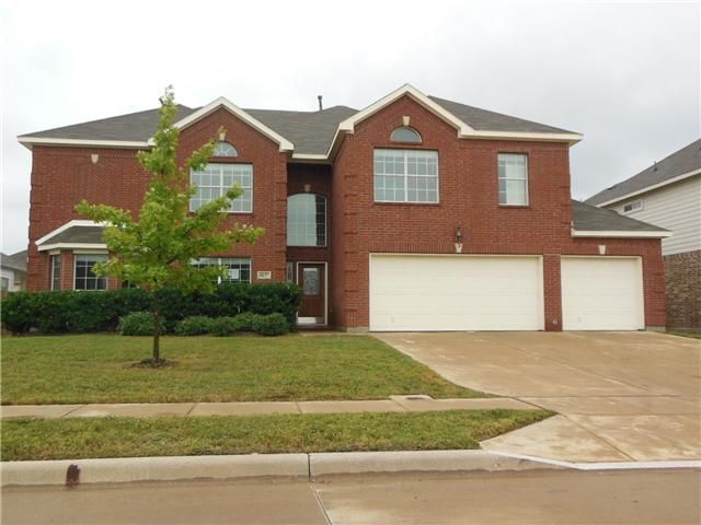 4637 Poplar Ridge Dr, Fort Worth, TX 76123