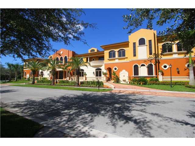 3600 ESTATE OAK CR, Fort Lauderdale, FL 33312