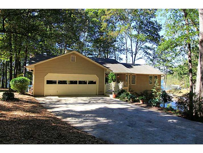 3201 Arrowhead Drive, Gainesville, GA 30506