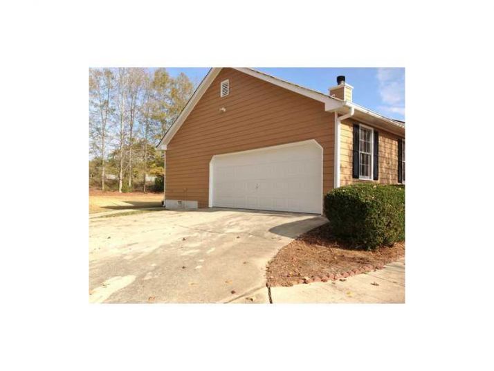 140 Pine Tree Lane, Mcdonough, GA 30252