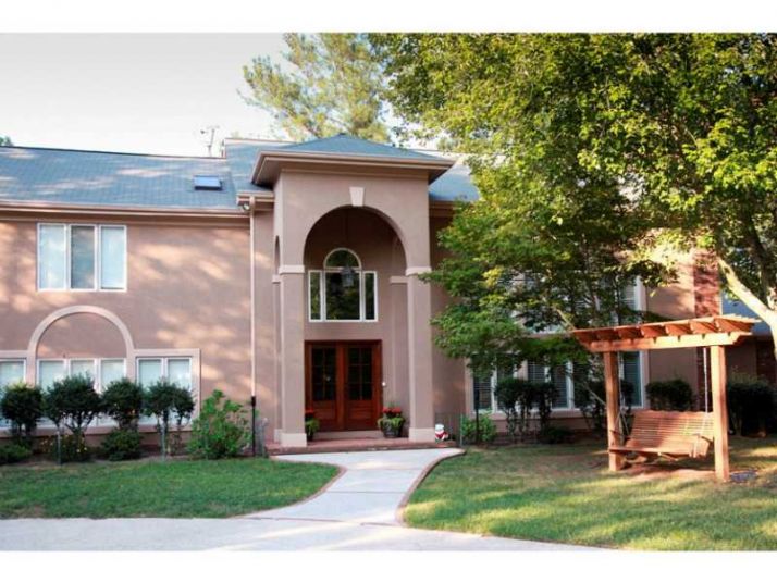 475 Nichols Drive, Suwanee, GA 30024