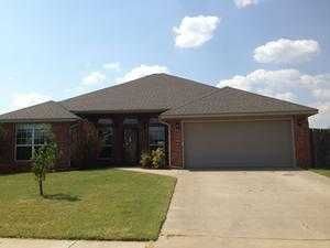 405 Stebbins, Yukon, OK 73099