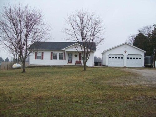 5692 Matthews Mill Rd., Glasgow, KY 42141