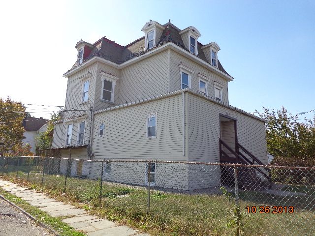 2632 Richmond Terrace, Staten Island, NY 10303