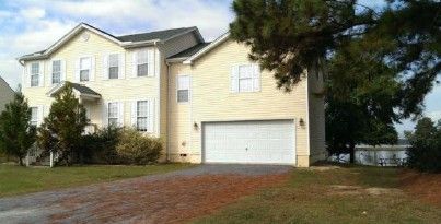 685 Cedar Pt, Vass, NC 28394