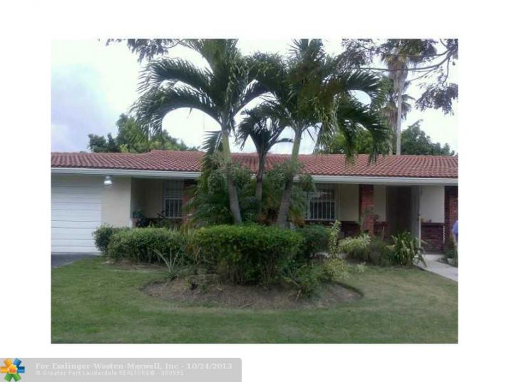 8221 SW 128TH ST, Miami, FL 33156