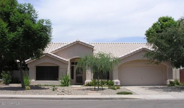 809 N ASPEN Drive, Chandler, AZ 85226