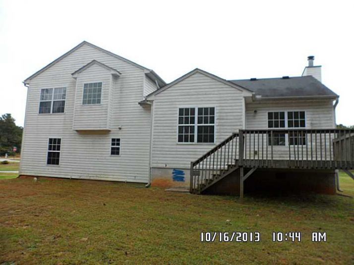 1203 Persimmon Place Drive, Bethlehem, GA 30620