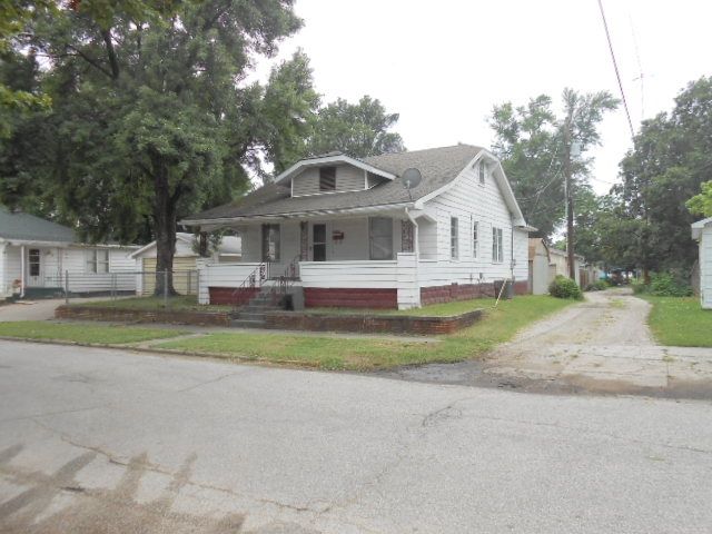 1161 Wabash Ave, Vincennes, IN 47591