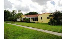 3942 SW 59 AV Miami, FL 33155