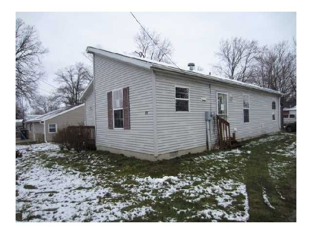 78 W 1st St, Buckeye Lake, OH 43008