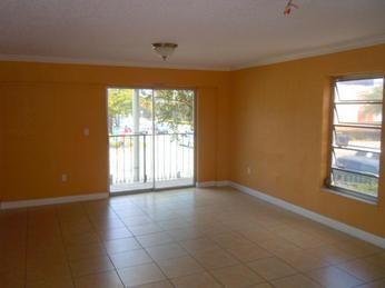 4550w 16th Ave, Hialeah, FL 33012