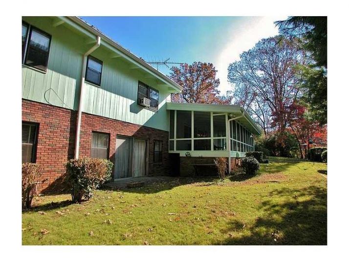 1271 Dixon Circle, Gainesville, GA 30501