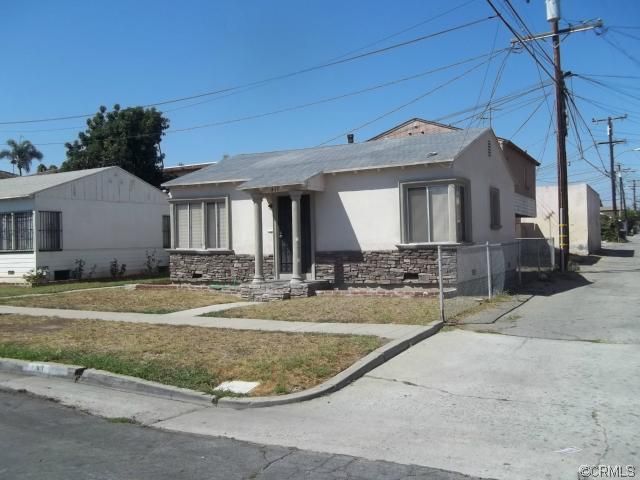 411 E. Buckthorn St, Inglewood, CA 90301