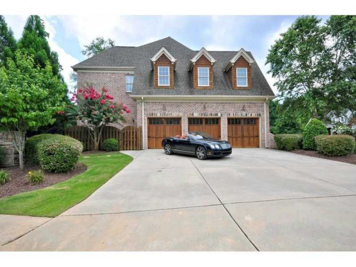 1232 Kylemore Lane, Snellville, GA 30078