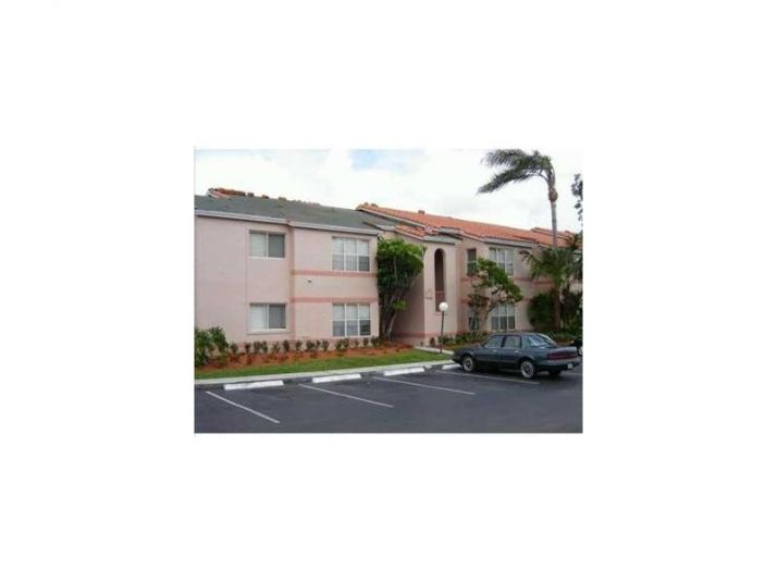 3460 PINEWALK DR # 315, Pompano Beach, FL 33063