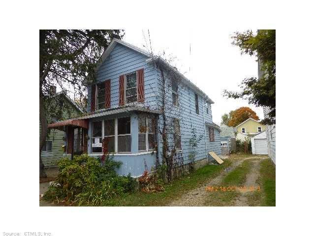 9 Avon St, Ansonia, CT 06401