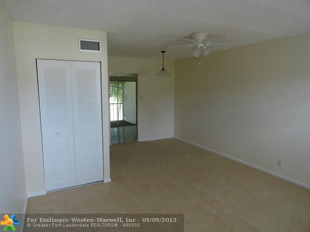 7705 NW 5th Ct # 205, Pompano Beach, FL 33063