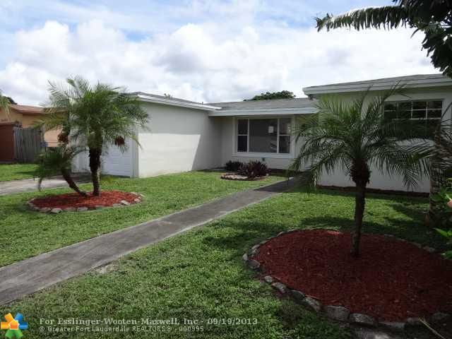 6528 NW 2ND ST, Pompano Beach, FL 33063