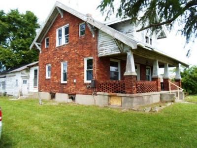 1855 Diamond Mill Rd, Brookville, OH 45309