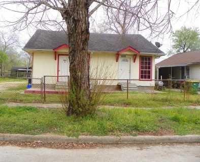 1210 Cherry Street, Baytown, TX 77520