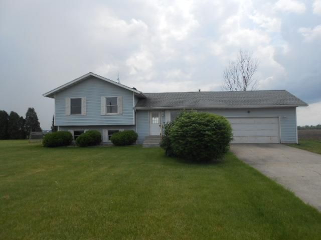 10312 E Division Rd, Mill Creek, IN 46365