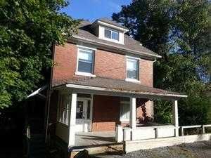 1070 Luzerne St, Johnstown, PA 15905