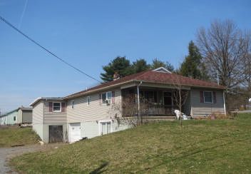 419 Hazel St, New Berlin, PA 17855