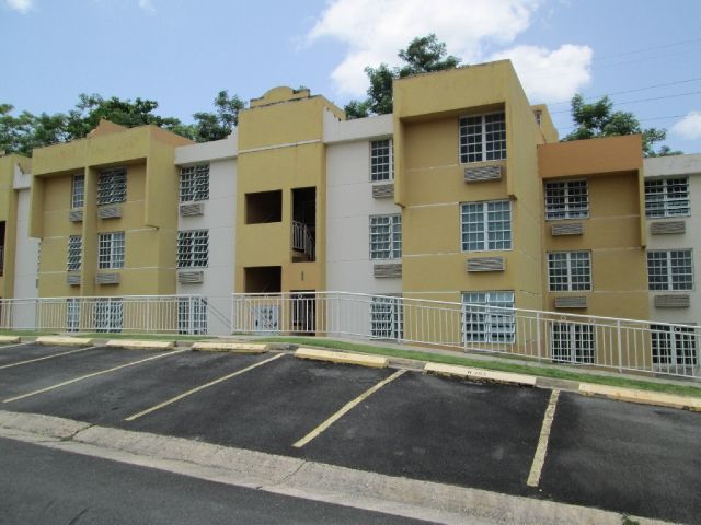 Apt # 301 - 1 Vista Serena Cond, Trujillo Alto, PR 00976