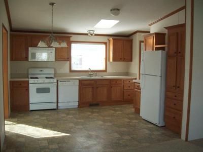 28077 Charlemagne, X38, Romulus, MI 48174