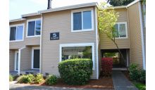 23810 12th Pl S Apt 504 Seattle, WA 98198