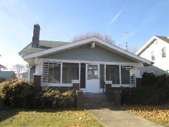 208 Zook St, Topeka, IN 46571