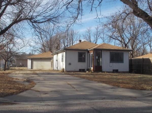 215 N Florence St, Wichita, KS 67212