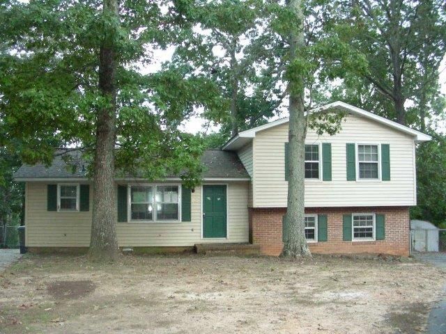 212 Aspenwood Dr, Simpsonville, SC 29680