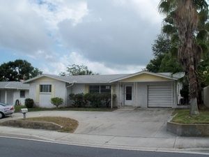 11484 Park Blvd, Seminole, FL 33772