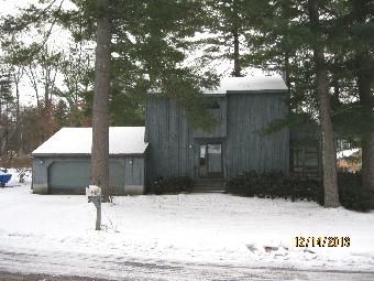 6 Cimmarron Dr, Nashua, NH 03062