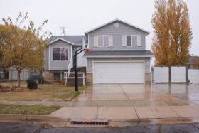 1899 N 2475 W, Clearfield, UT 84015