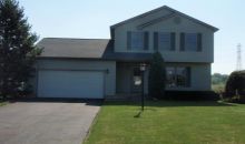 10525 Carrie Dr New Middletown, OH 44442