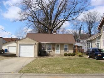 407 Beech St, Berea, OH 44017