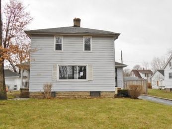 1413 Greenway Ave, Flint, MI 48504