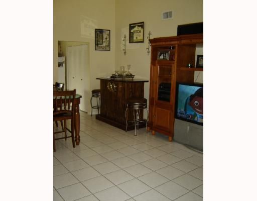 1322 SANDPIPER BL # 1322, Homestead, FL 33035