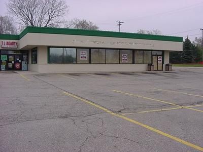 319-325 S Waverly Road, Lansing, MI 48917