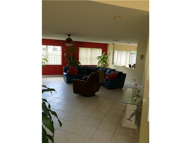 7358 CYPRESS DR, Pompano Beach, FL 33063