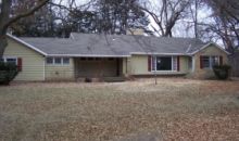 6 Circle Dr Newton, KS 67114