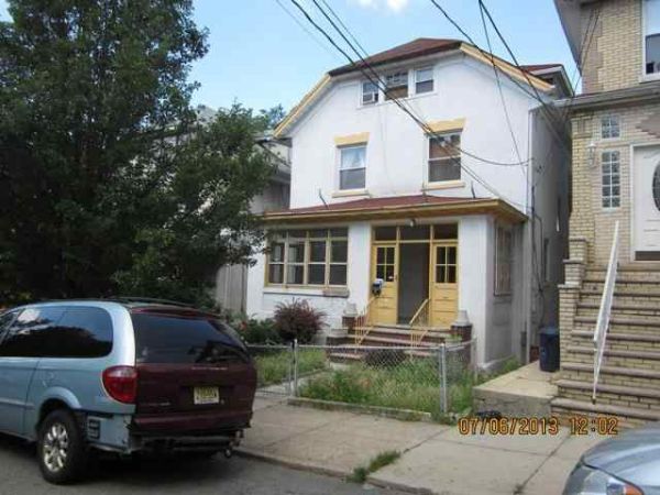 6113 MONITOR PL, West New York, NJ 07093